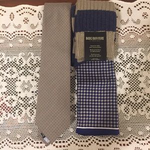 Spezza 3 piece Tie, sock and pocket square set.